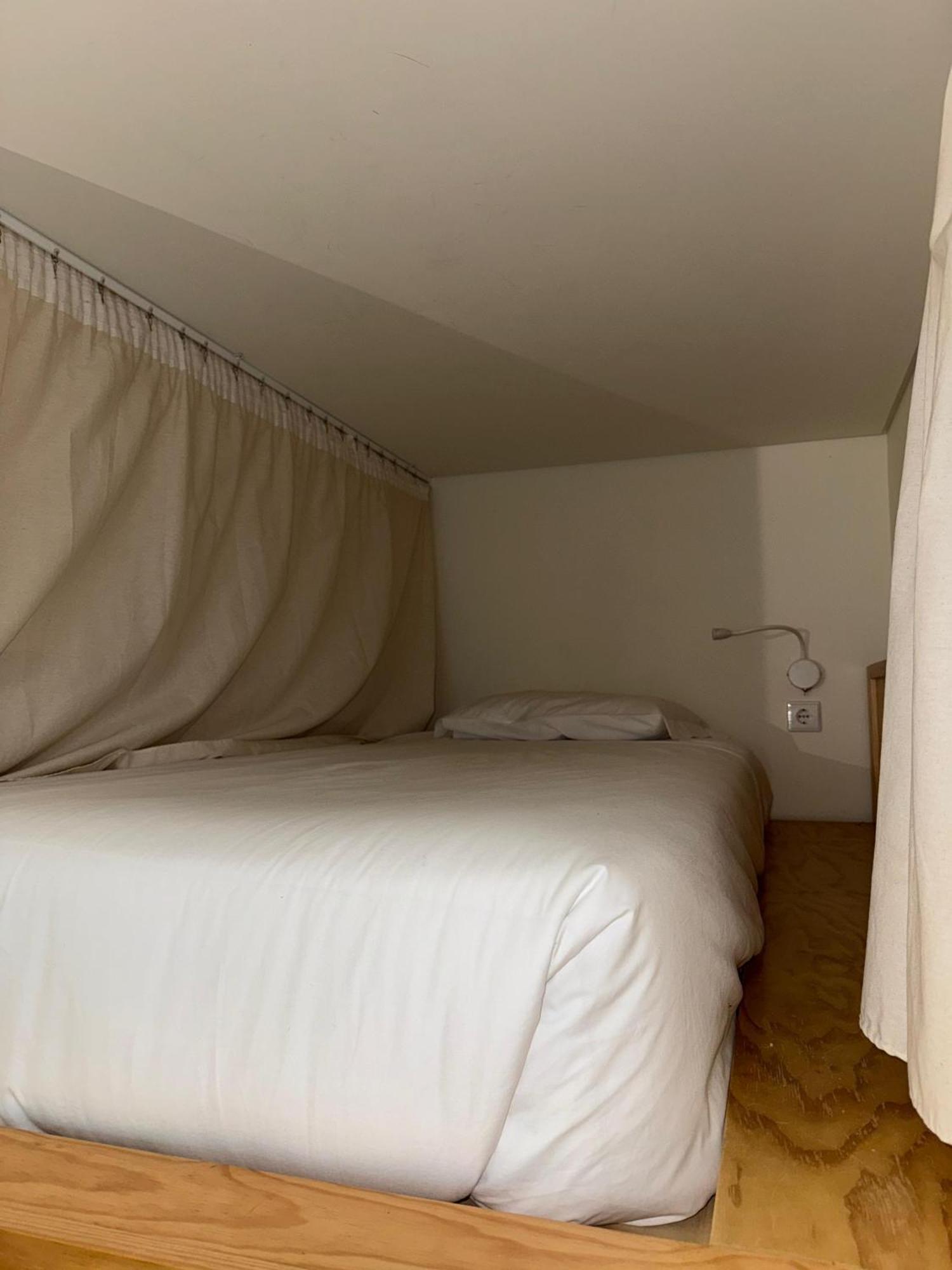Surf & Sea Suites Parede Exterior foto